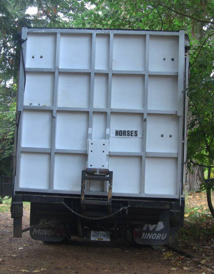 Chevrolet-3510-truck-1989-white-1