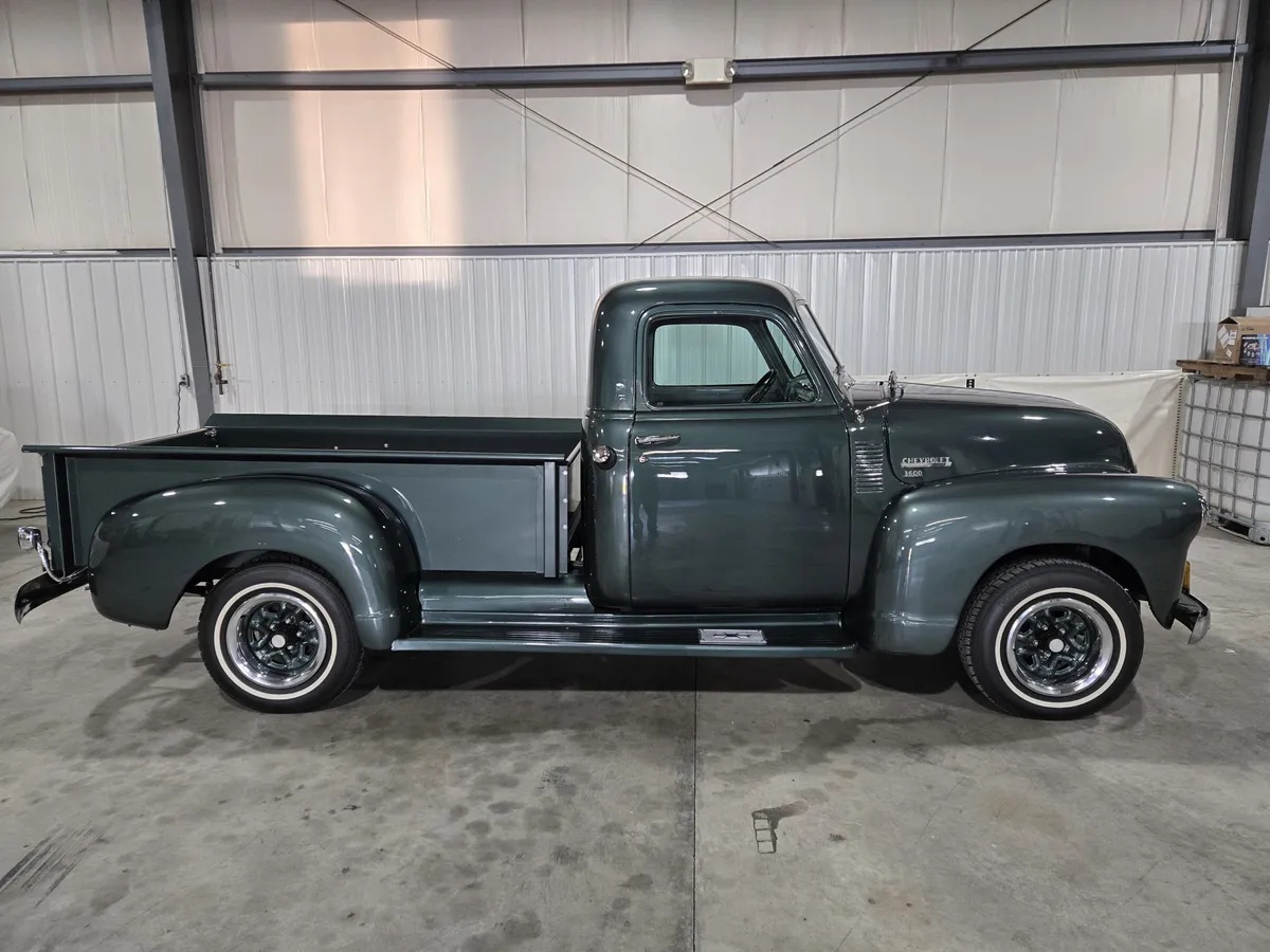 Chevrolet-3600-1947-Green-11