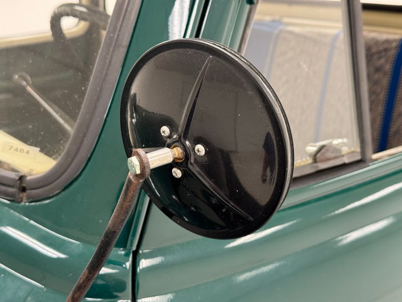 Chevrolet-3600-1954-Bermuda-Green-Saddle-16