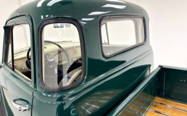 Chevrolet-3600-1954-Bermuda-Green-Saddle-18