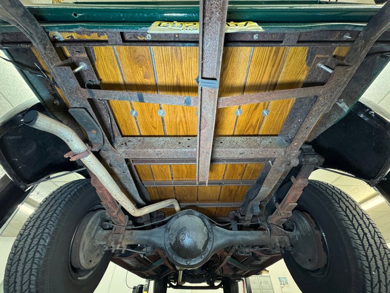 Chevrolet-3600-1954-Bermuda-Green-Saddle-23