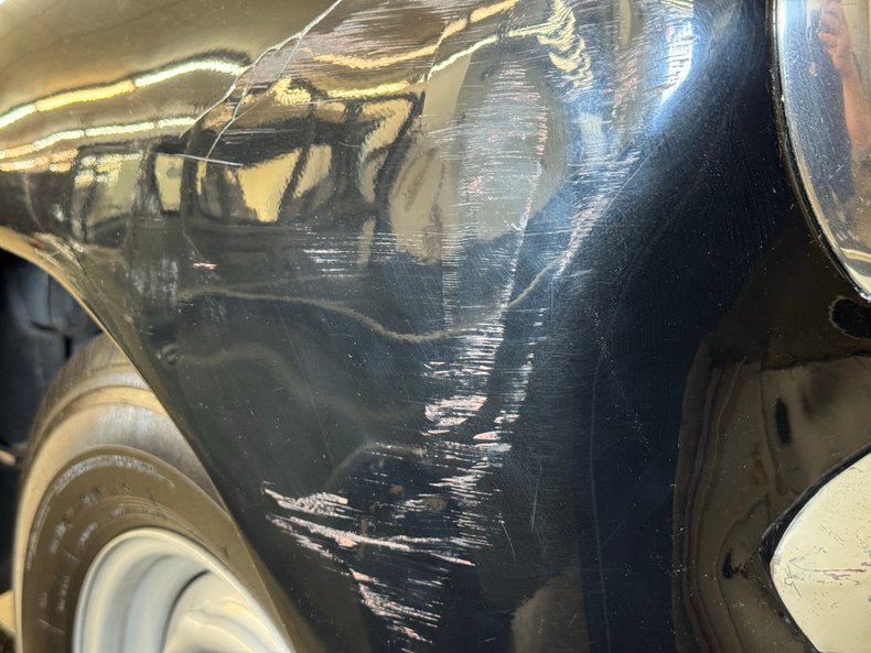 Chevrolet-3600-1954-Bermuda-Green-Saddle-25