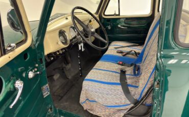 Chevrolet-3600-1954-Bermuda-Green-Saddle-33