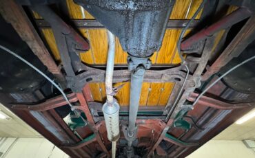 Chevrolet-3600-1954-Bermuda-Green-Saddle-44