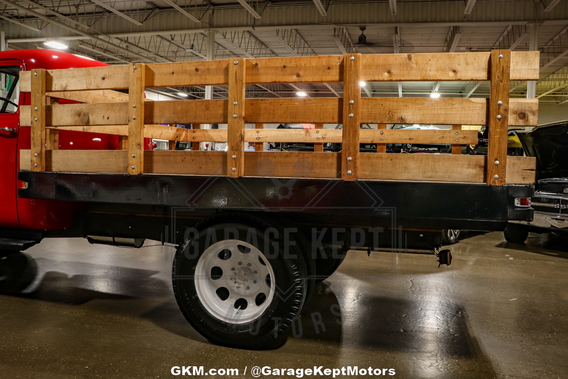 Chevrolet-3800-1950-Red-Gray-37