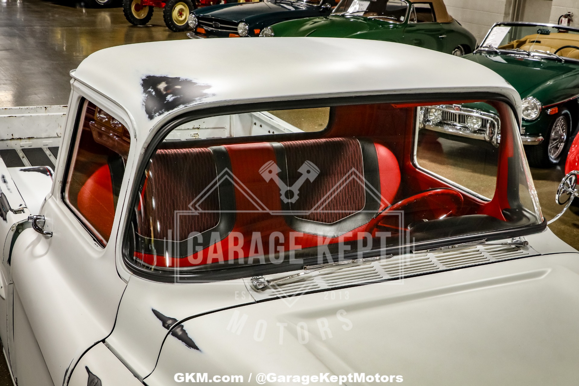 Chevrolet-Apache-1959-White-Red-10