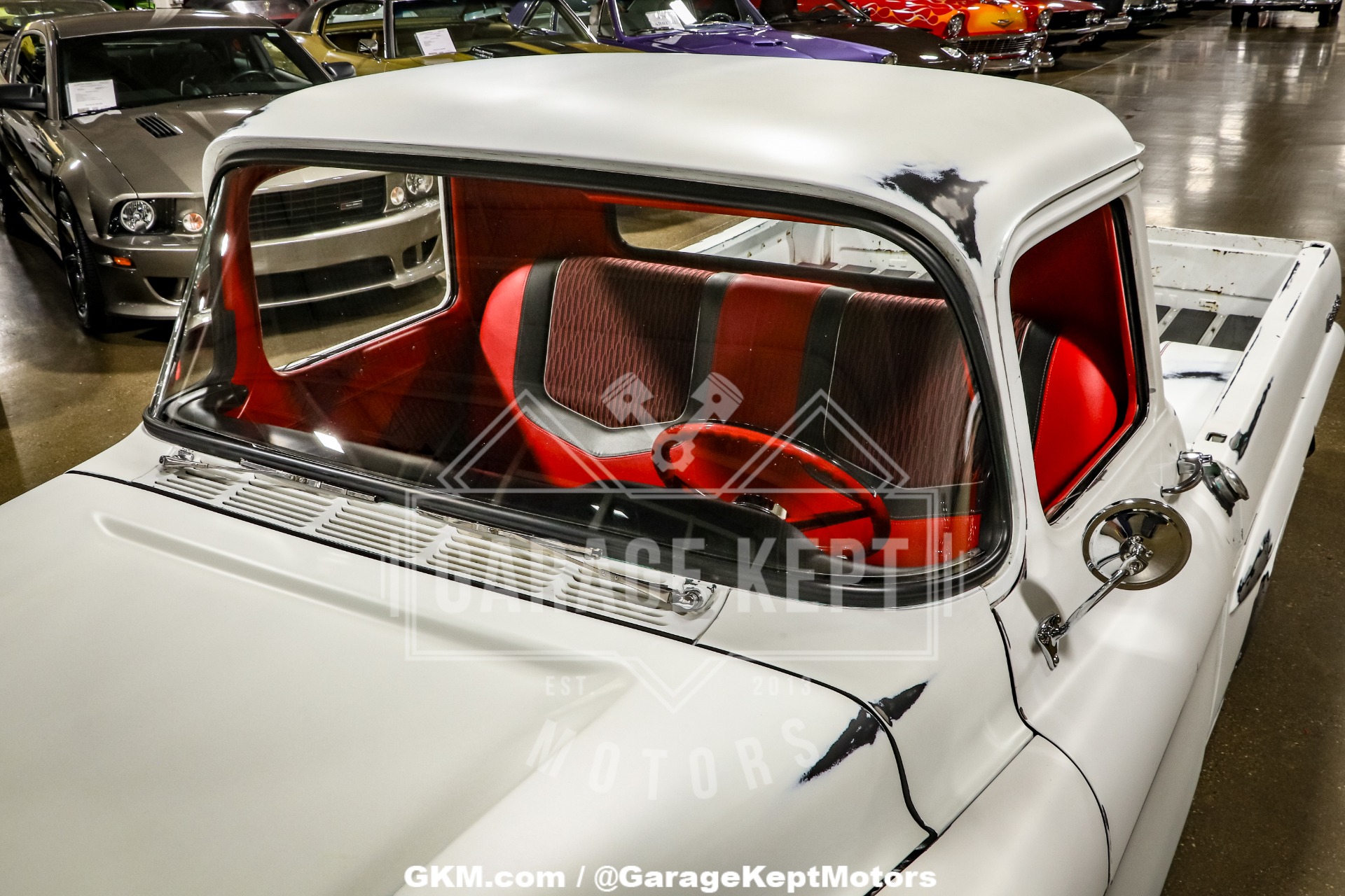 Chevrolet-Apache-1959-White-Red-19