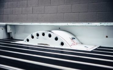 Chevrolet-Apache-1959-White-Red-28