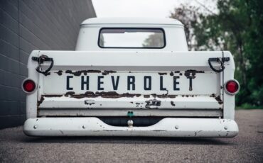 Chevrolet-Apache-1959-White-Red-31