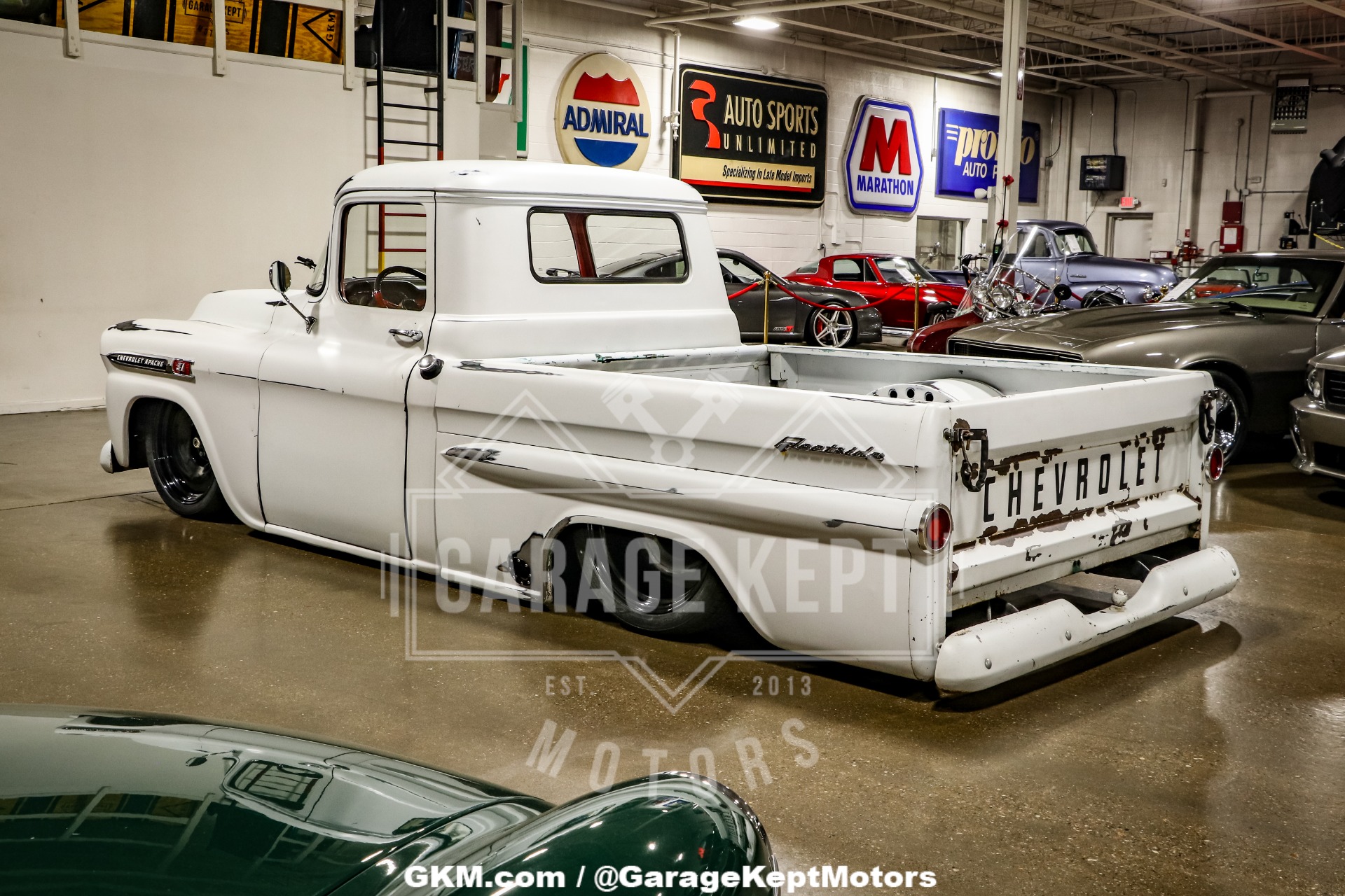 Chevrolet-Apache-1959-White-Red-35