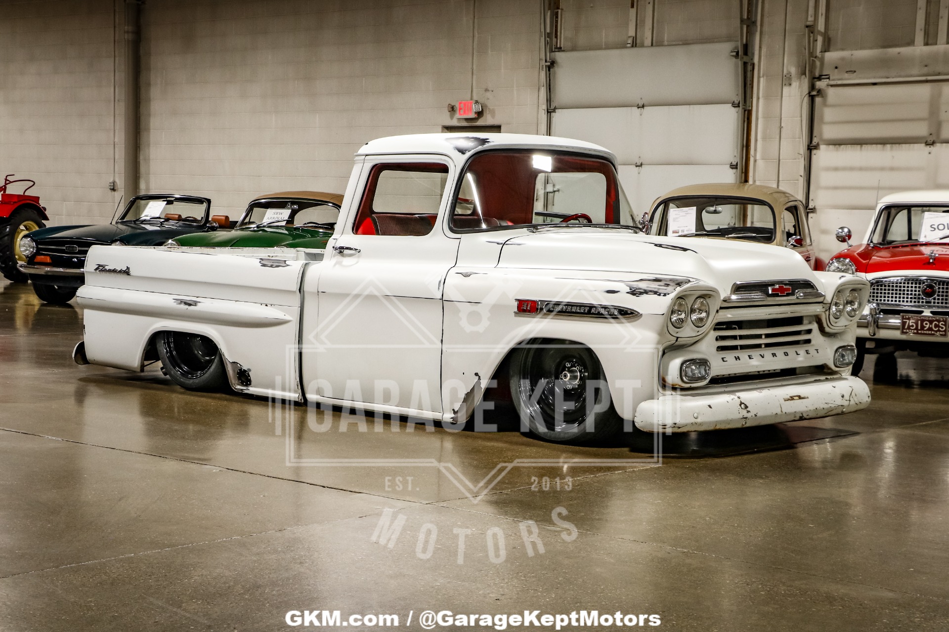 Chevrolet-Apache-1959-White-Red-44
