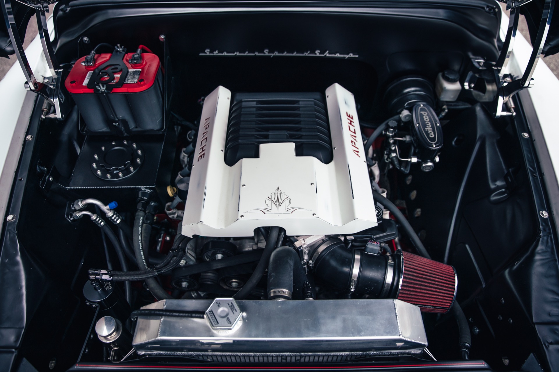 Chevrolet-Apache-1959-White-Red-48