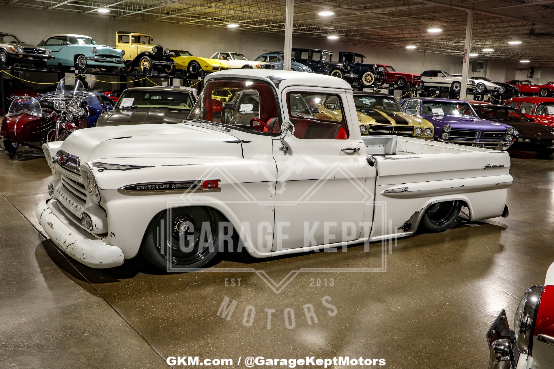 Chevrolet-Apache-1959-White-Red-8
