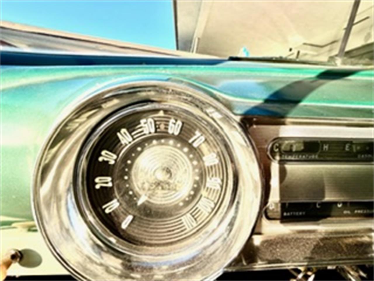 Chevrolet-Bel-air-1953-Metalic-Gray-Green-Gray-and-Green-12