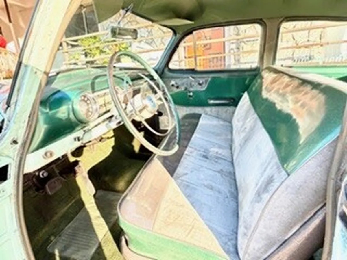 Chevrolet-Bel-air-1953-Metallic-Gray-And-Green-Gray-And-Green-6