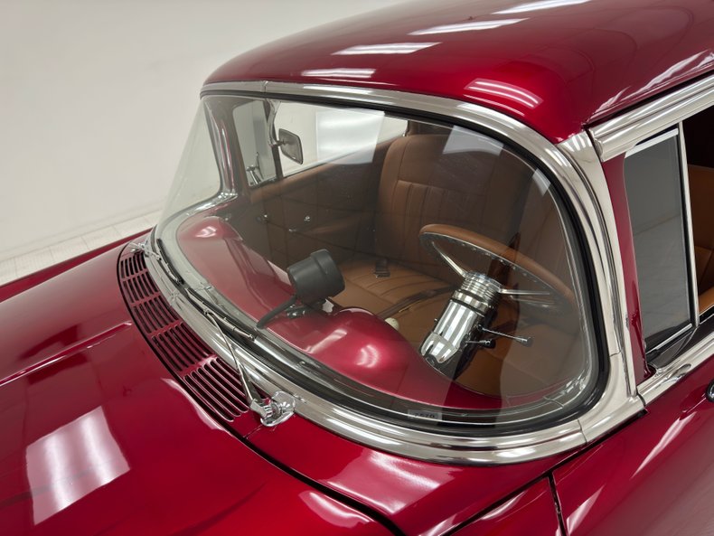 Chevrolet-Bel-air-1955-Candy-Apple-Red-Saddle-14