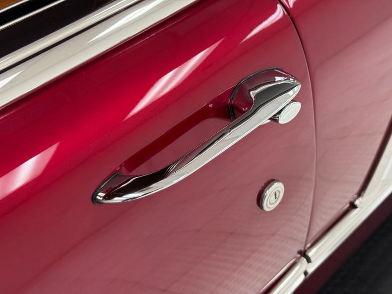 Chevrolet-Bel-air-1955-Candy-Apple-Red-Saddle-16