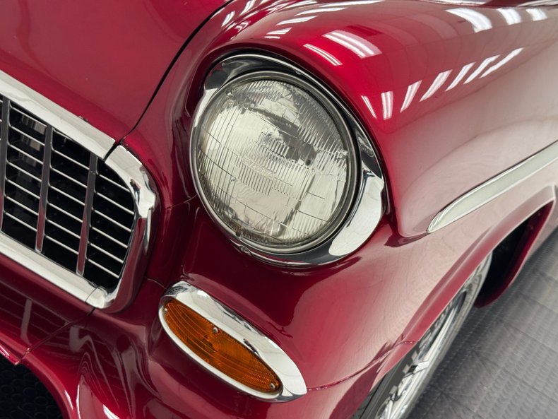 Chevrolet-Bel-air-1955-Candy-Apple-Red-Saddle-2