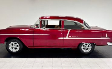 Chevrolet-Bel-air-1955-Candy-Apple-Red-Saddle