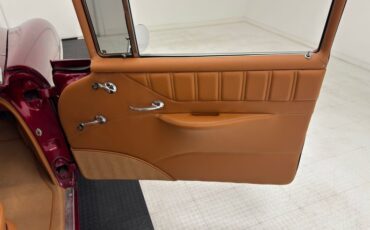 Chevrolet-Bel-air-1955-Candy-Apple-Red-Saddle-38