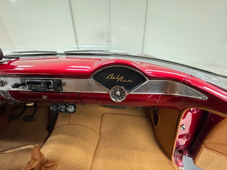 Chevrolet-Bel-air-1955-Candy-Apple-Red-Saddle-49