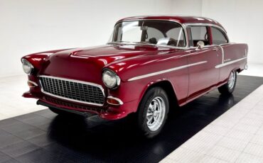 Chevrolet-Bel-air-1955-Candy-Apple-Red-Saddle-6