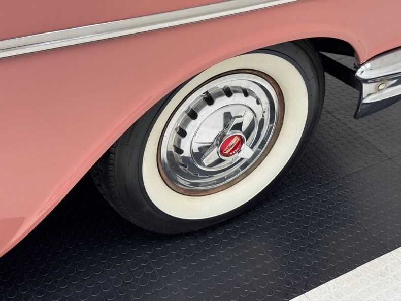 Chevrolet-Bel-air-1957-Canyon-Coral-Silver-24