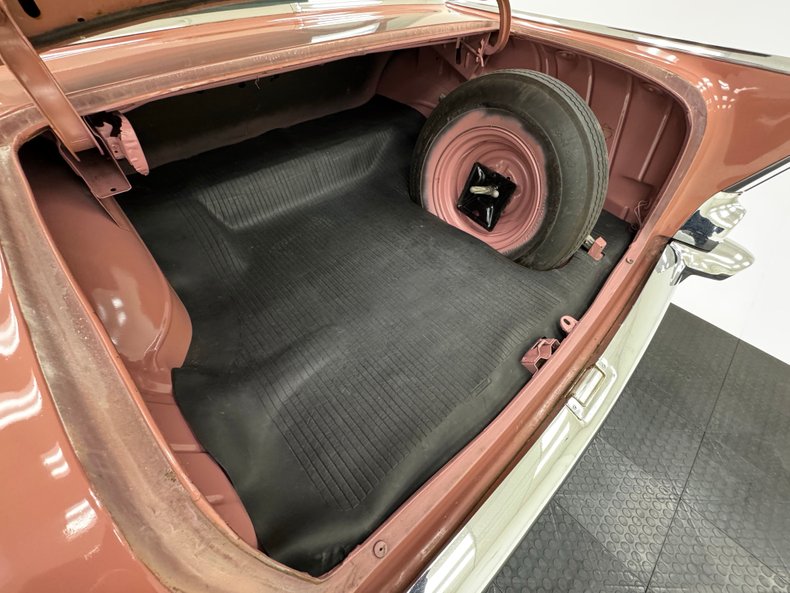 Chevrolet-Bel-air-1957-Canyon-Coral-Silver-32