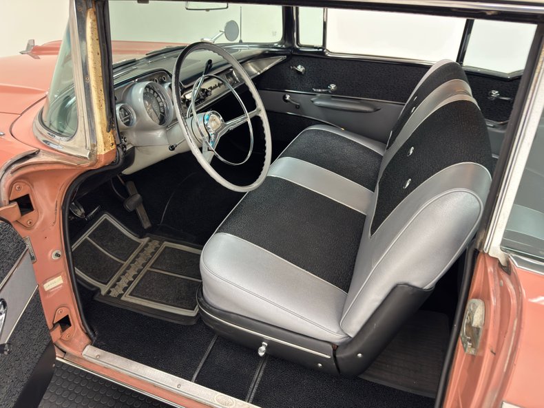 Chevrolet-Bel-air-1957-Canyon-Coral-Silver-36