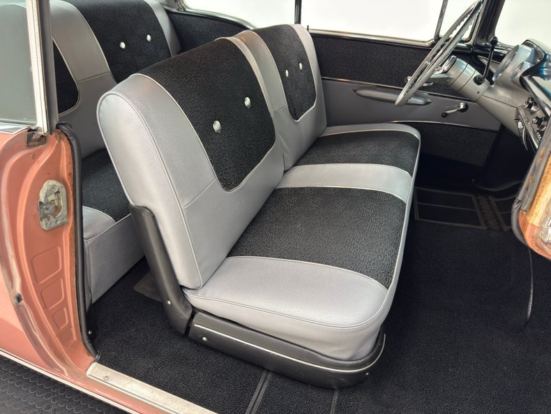 Chevrolet-Bel-air-1957-Canyon-Coral-Silver-38