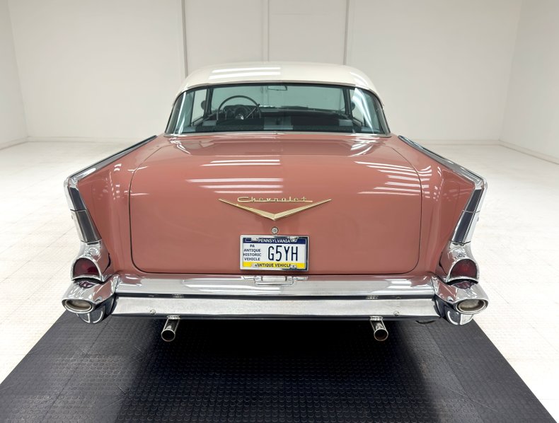 Chevrolet-Bel-air-1957-Canyon-Coral-Silver-4