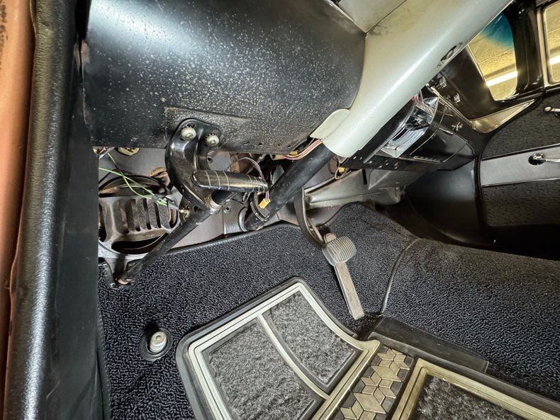 Chevrolet-Bel-air-1957-Canyon-Coral-Silver-44