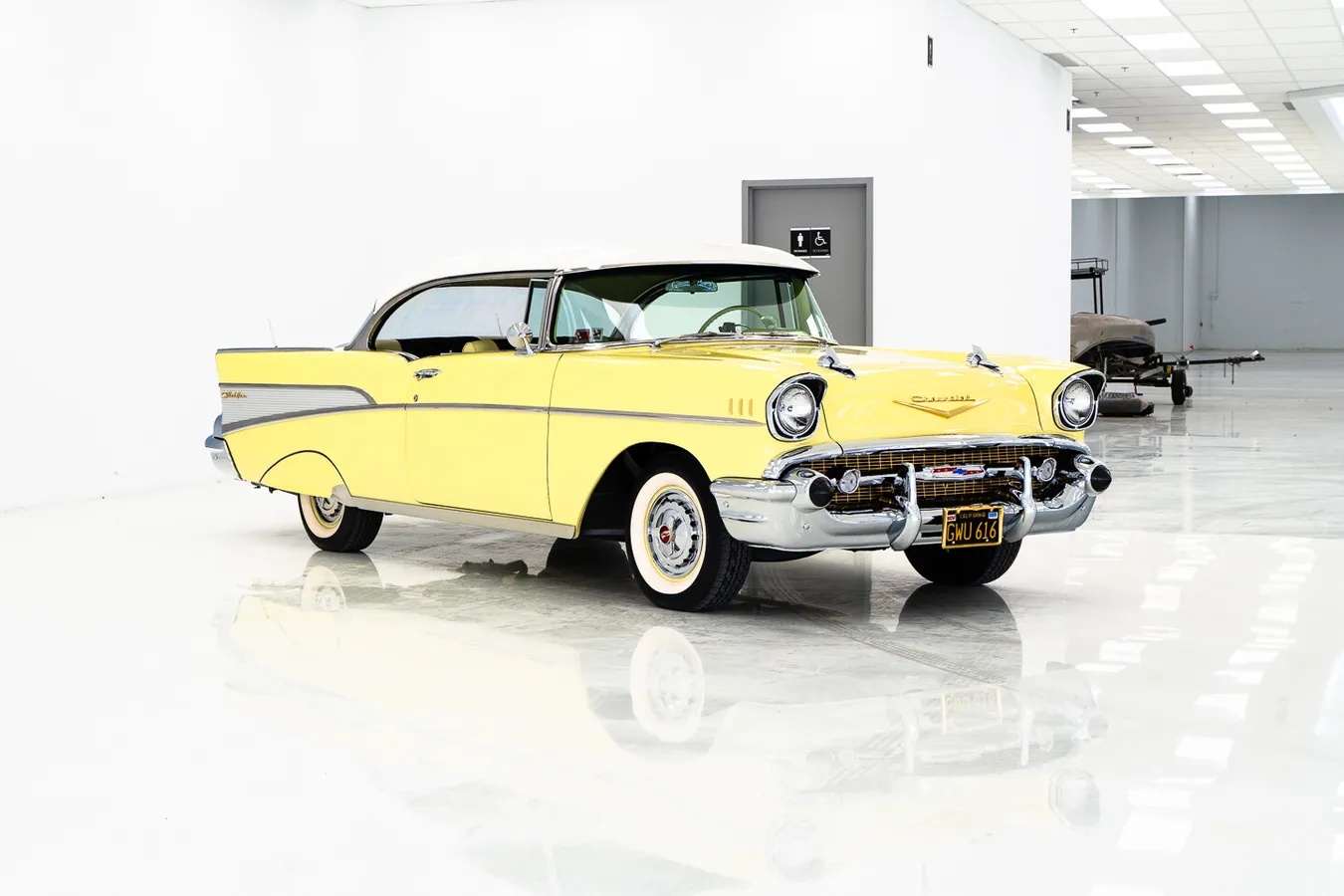 Chevrolet-Bel-air-1957-Indian-Ivory-Indian-Cream-9