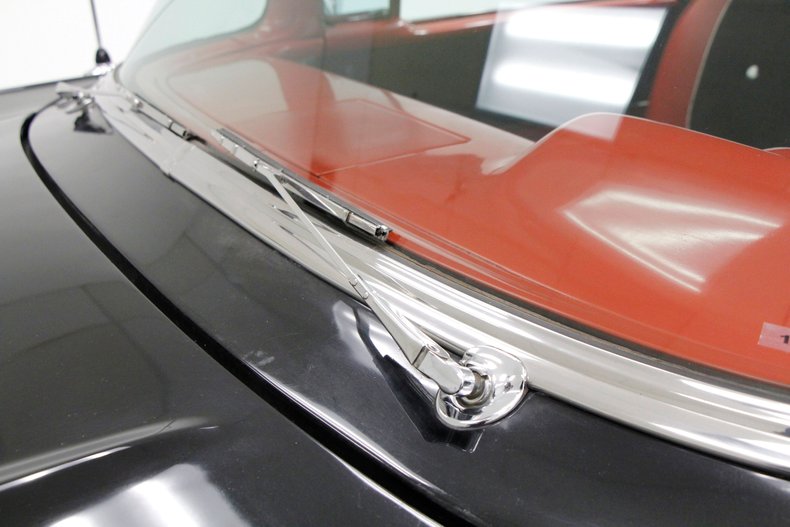 Chevrolet-Bel-air-1957-Onyx-Black-Red-15