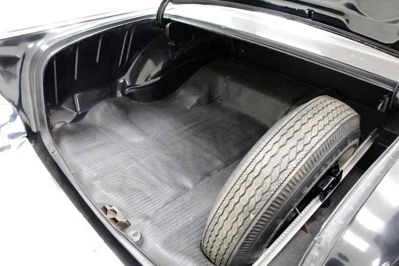 Chevrolet-Bel-air-1957-Onyx-Black-Red-20