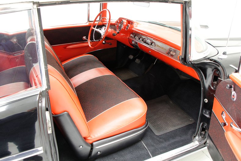 Chevrolet-Bel-air-1957-Onyx-Black-Red-24