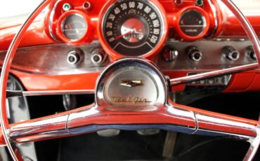 Chevrolet-Bel-air-1957-Onyx-Black-Red-26