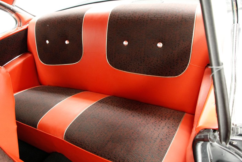 Chevrolet-Bel-air-1957-Onyx-Black-Red-33