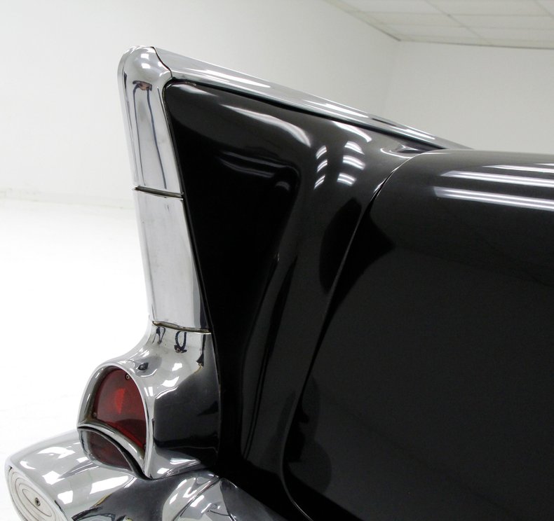 Chevrolet-Bel-air-1957-Onyx-Black-Red-5