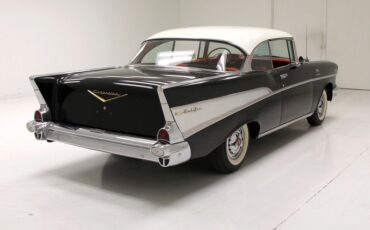 Chevrolet-Bel-air-1957-Onyx-Black-Red-9