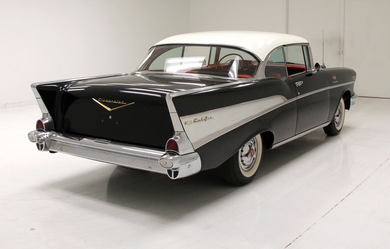 Chevrolet-Bel-air-1957-Onyx-Black-Red-9