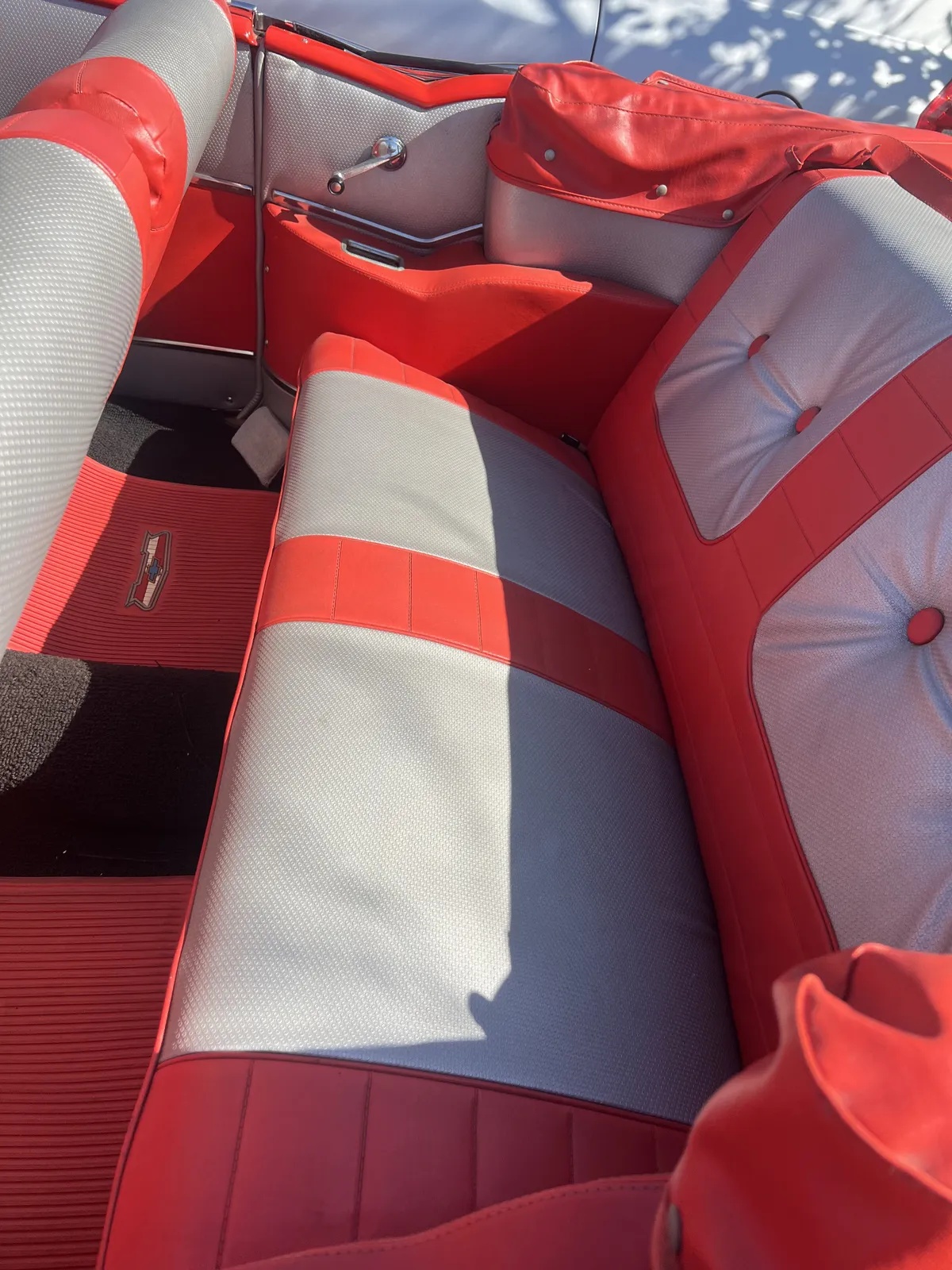 Chevrolet-Bel-air-1957-Red-Red-And-Gray-2