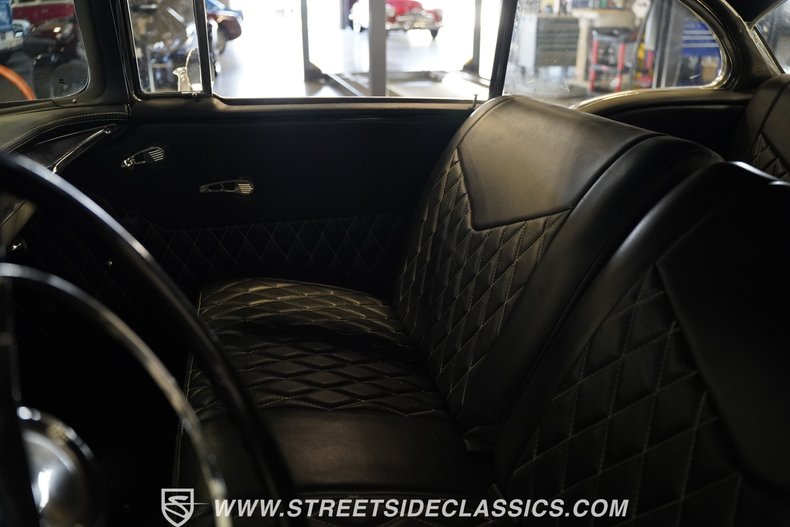 Chevrolet-Bel-air-1957-White-14