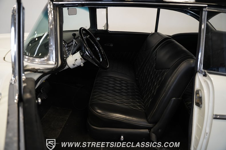 Chevrolet-Bel-air-1957-White-2