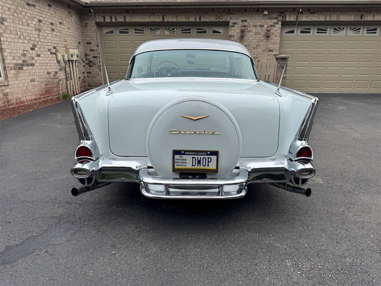 Chevrolet-Bel-air-1957-White-Grey-31