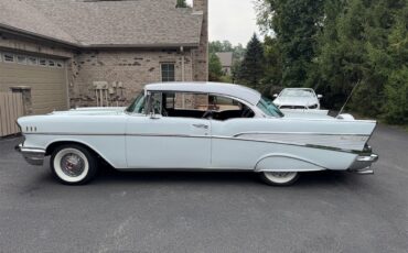 Chevrolet-Bel-air-1957-White-Grey-34