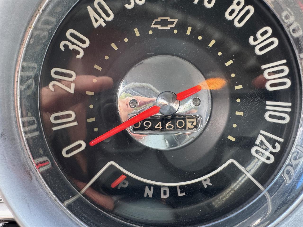 Chevrolet-Bel-air-1957-White-Grey-39