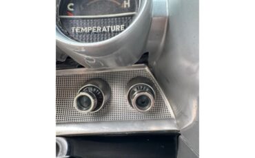 Chevrolet-Bel-air-1957-White-Grey-41