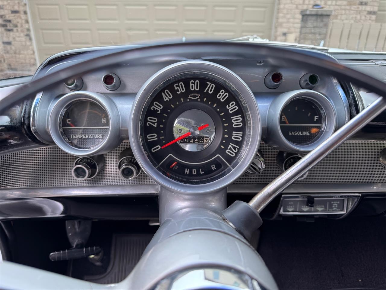 Chevrolet-Bel-air-1957-White-Grey-47
