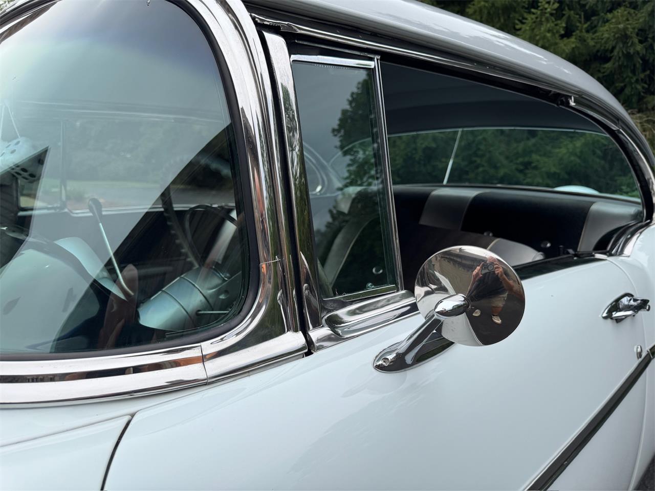 Chevrolet-Bel-air-1957-White-Grey-48